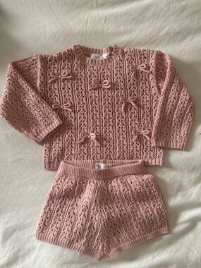 NWOT Zara Girl’s Knit Bow Sweater & Shorts Set